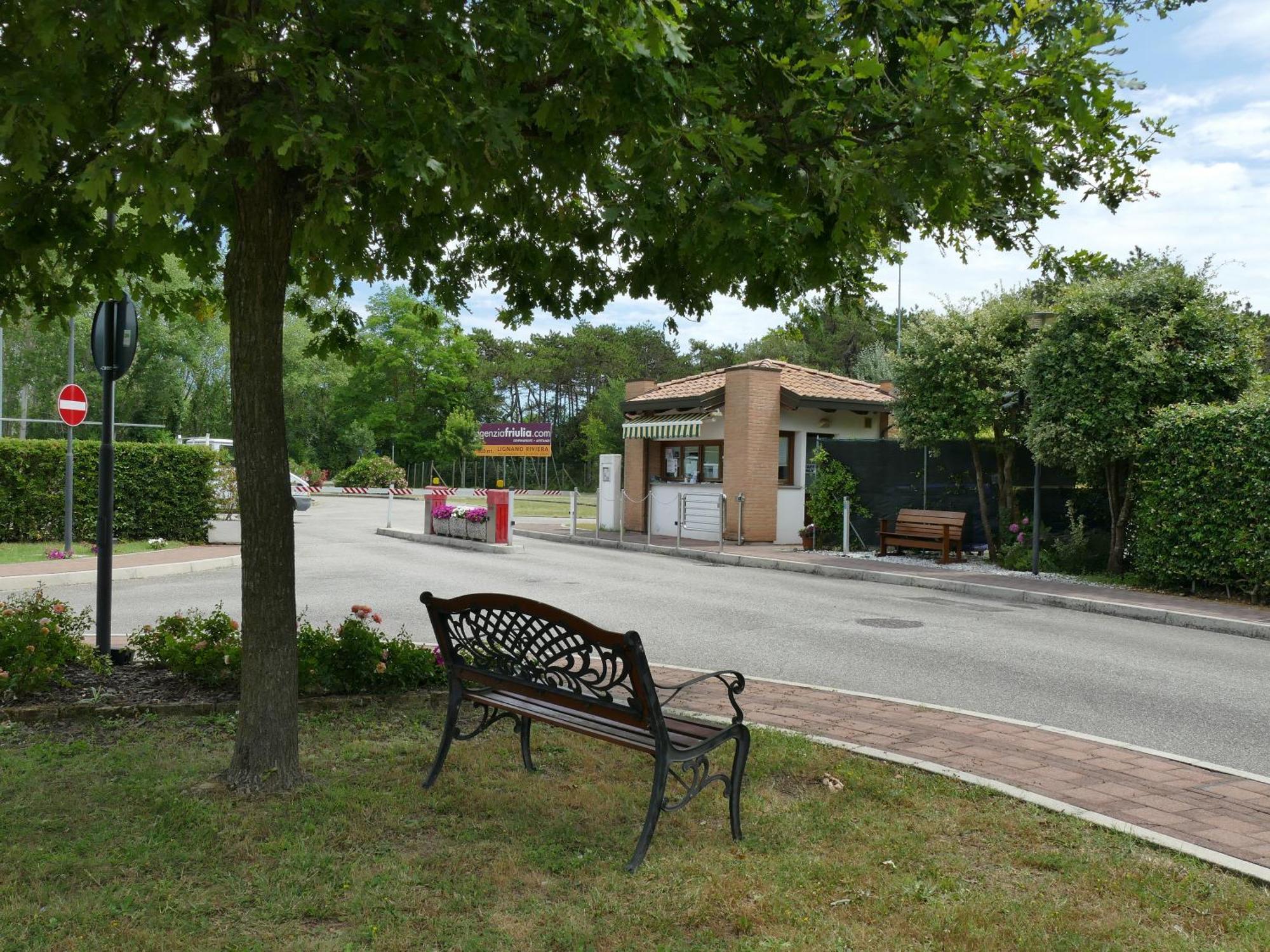 Casabianca Resort Villas Lignano Sabbiadoro Exterior photo